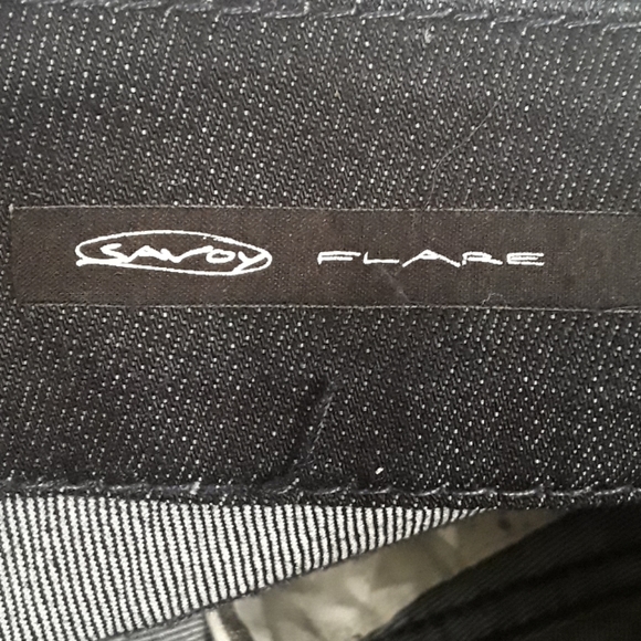 "William Rast" Savoy Flare Jeans. Womens Size: W26x32L - Picture 8 of 8